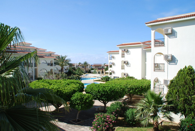 Sunrise Beach Club 004