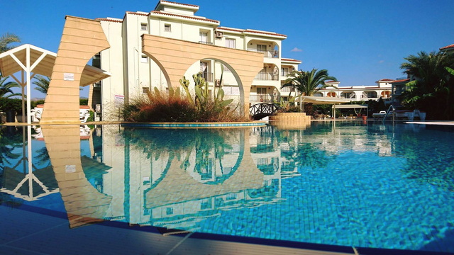 Sunrise Beach Club 038