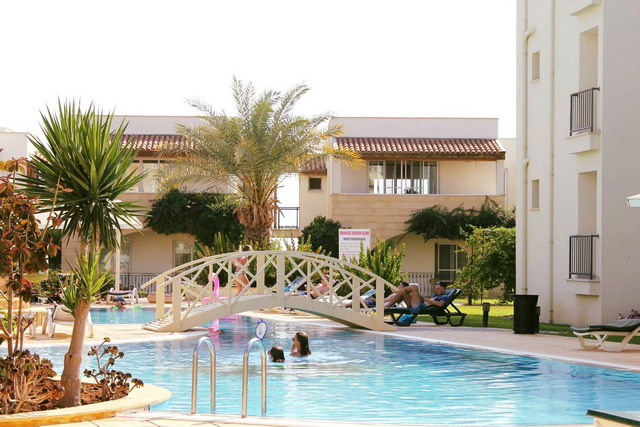 Sunrise Beach Club 046