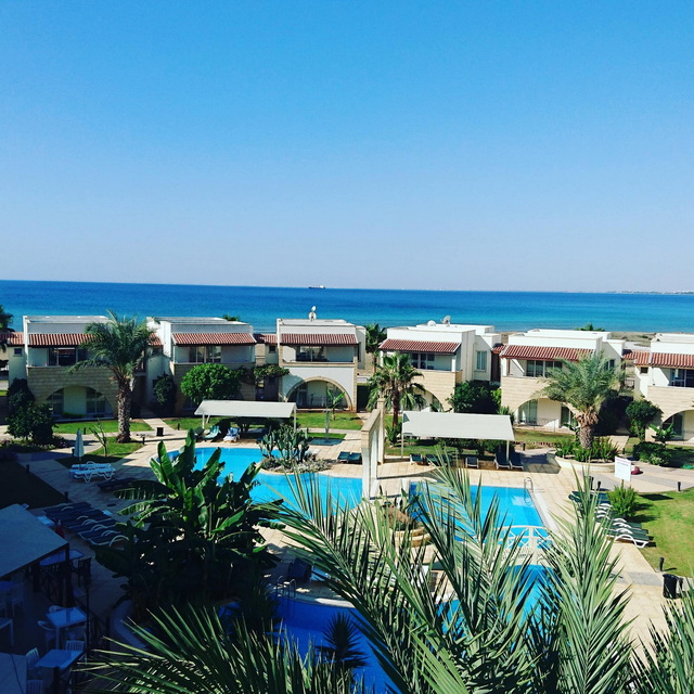 Sunrise Beach Club 049