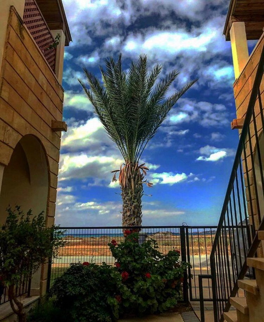 Sunrise Beach Club 050