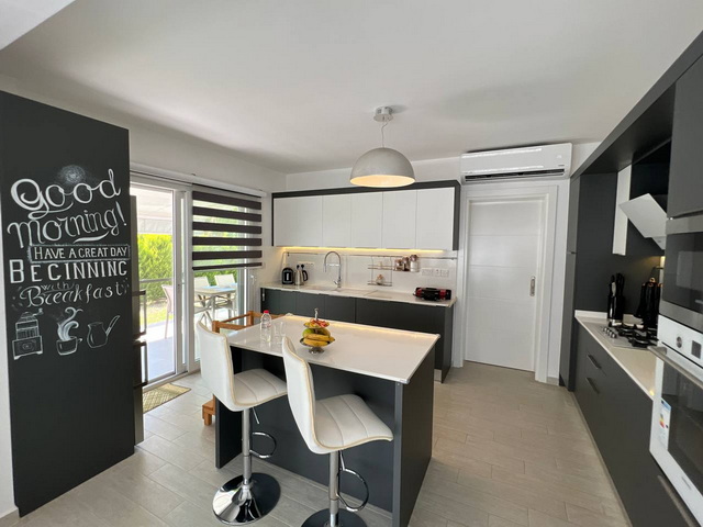 4 Seasons Salamis 5+2 Villa 013