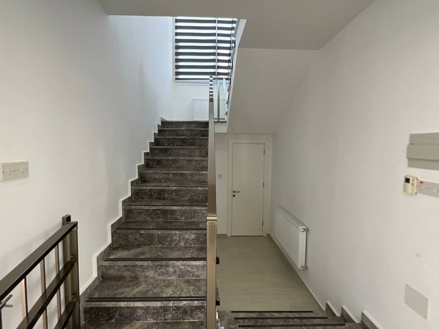 4 Seasons Salamis 5+2 Villa 021