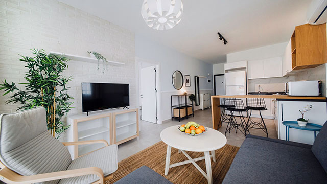 Caesar Blue 1+1 Apartment