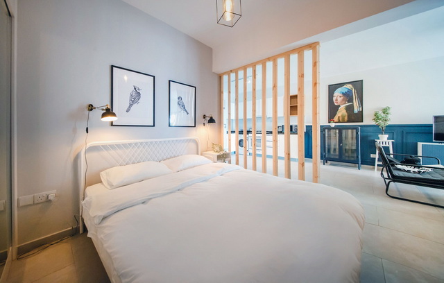 Caesar Blue Studio with niche 008