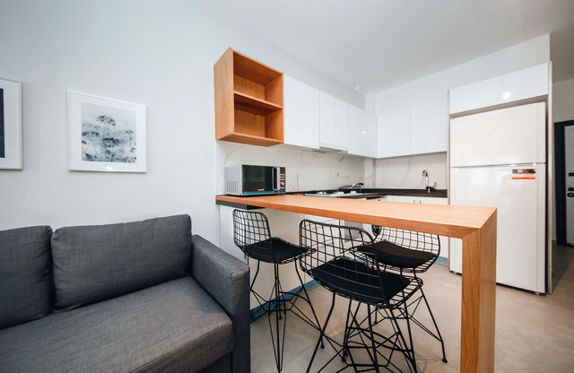 Caesar Blue Studio 008