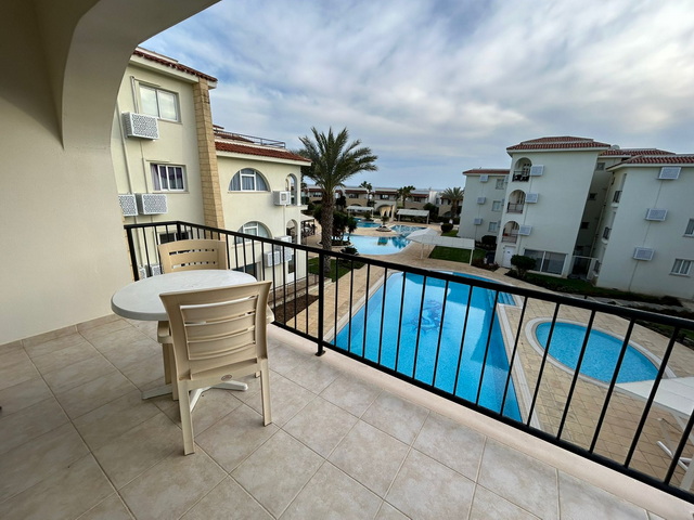 Sunrise Beach Club 2+1 Apartment #1 008