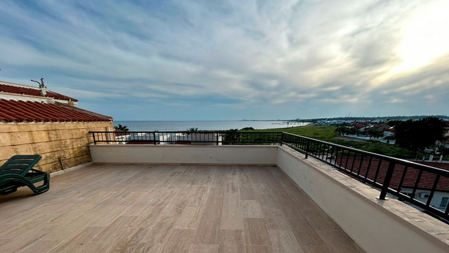 Sunrise Beach Club 3+1 Penthouse