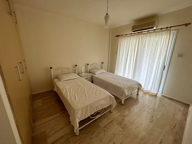 Sunrise Beach Club 3+1 Penthouse 009