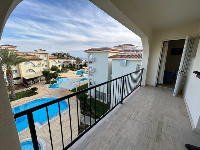 Sunrise Beach Club 3+1 Penthouse 011